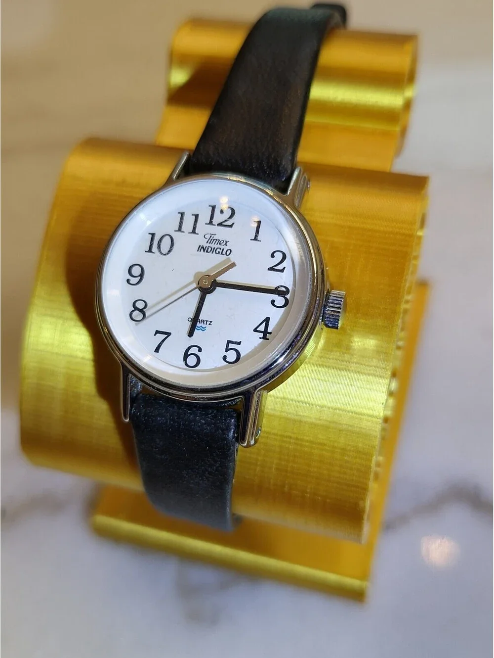 Vtg Timex Women's Quartz Watch Indiglo Works Perfectly EUC 23mm 7